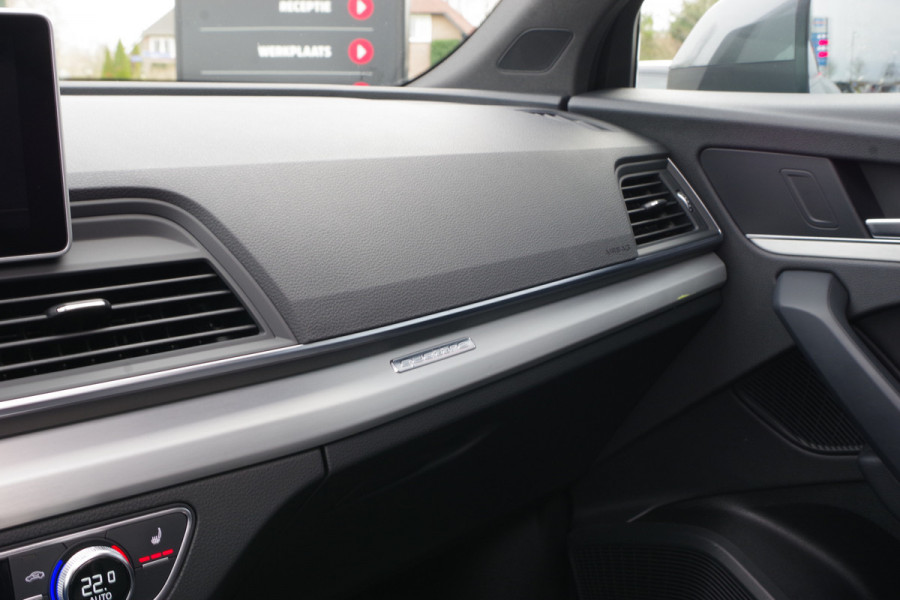 Audi Q5 55 TFSI e 367 PK Quattro Competition, Luchtvering, Trekhaak, Panoramadak, 360 Camera, B&O Sound