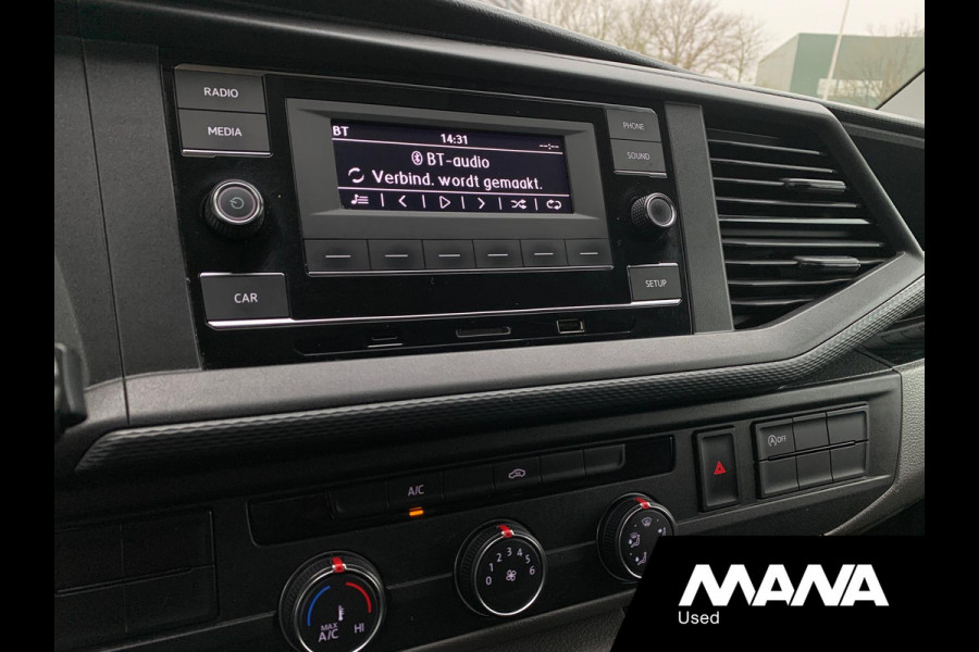 Volkswagen Transporter 2.0 TDI L1H1 Airco Bluetooth Trekhaak Bijrijdersbank Cruise LaadruimteBekleding 12V Airbag