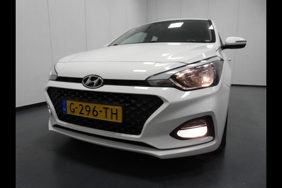 Hyundai i20 1.0 T-GDI 100PK Comfort NAVI/CAMERA/CLIMA/TREKH!