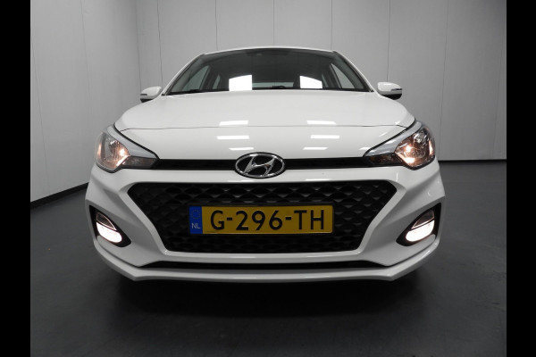 Hyundai i20 1.0 T-GDI 100PK Comfort NAVI/CAMERA/CLIMA/TREKH!