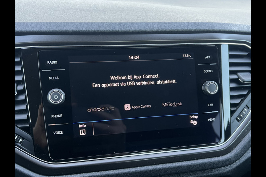 Volkswagen T-Roc 1.0 TSI Style | Carplay | ACC | Climate | Stoelverwarming