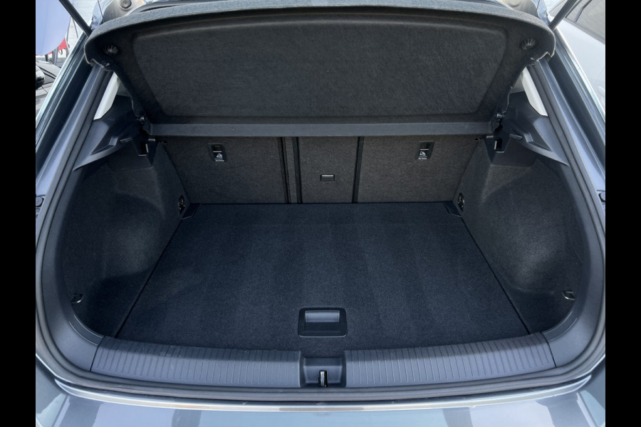 Volkswagen T-Roc 1.0 TSI Style | Carplay | ACC | Climate | Stoelverwarming