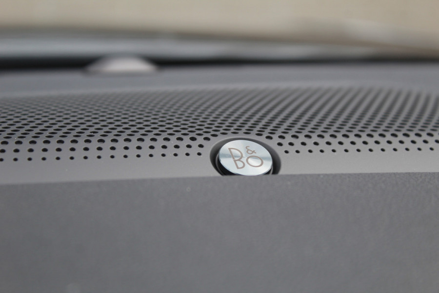 Ford Kuga 2.5 PHEV ST-Line X | Panoramadak | Trekhaak | BLIS | B&O | Full Options