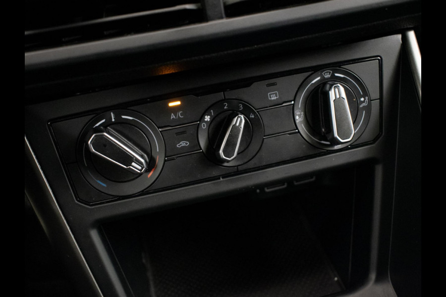 Volkswagen Polo 1.6 TDI Sport (APPLE CARPLAY,NAVI,ADAPTIVE CRUISE,DAB,ELEKTRISCH PAKKET,SPORTSTOELEN,NETTE STAAT)