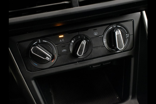 Volkswagen Polo 1.6 TDI Sport (APPLE CARPLAY,NAVI,ADAPTIVE CRUISE,DAB,ELEKTRISCH PAKKET,SPORTSTOELEN,NETTE STAAT)