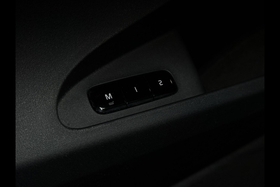 Polestar 2 Long Range Dual Motor AWD | Trekhaak | Panorama | 360 Camera | Harman Kardon |