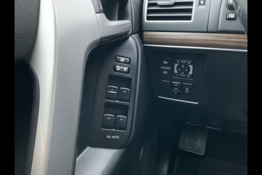 Toyota Land Cruiser 5-Pers 2.8 D-4D Professional 5p. 360° Leer Stoelverw+koel Trekhaak (3000kg)