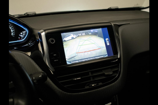 Peugeot 2008 1.2 PureTech Allure Sport (NAVI,CLIMATE,CRUISE,CAMERA,PDC,GRIP CONTROL,ELEKTRISCH PAKKET,SPORTSTOELEN,LM VELGEN)
