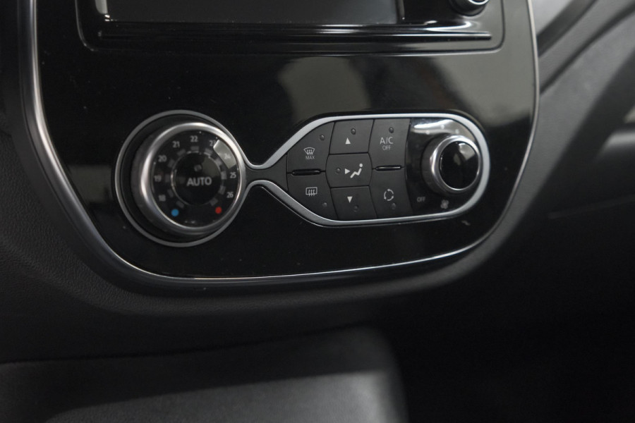 Renault Captur TCe 90 Intens | Camera | Dodehoekdetectie | Navigatie | Parkeersensoren