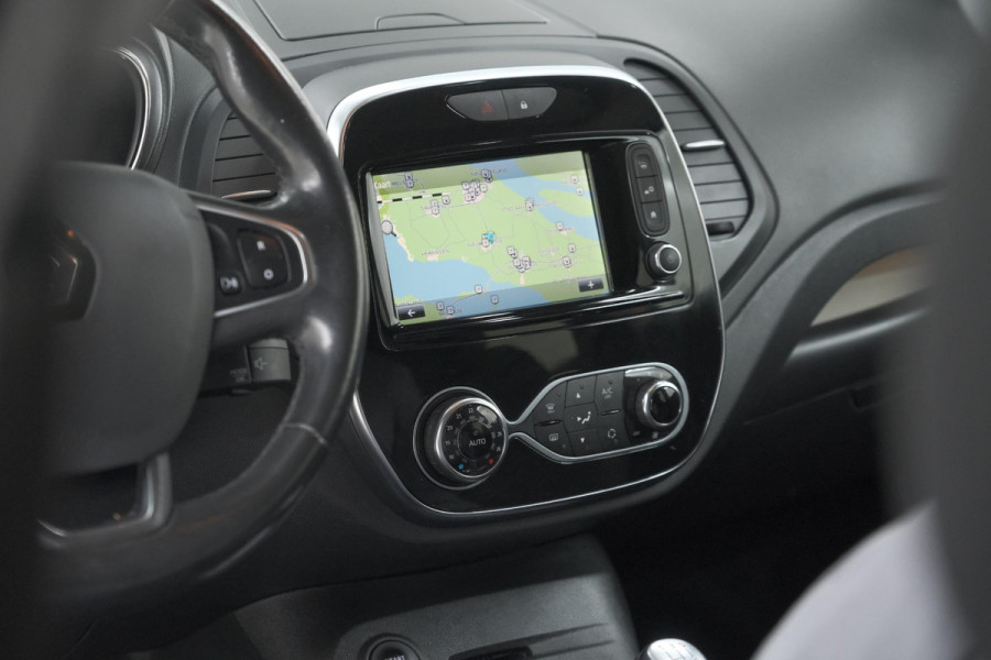 Renault Captur TCe 90 Intens | Camera | Dodehoekdetectie | Navigatie | Parkeersensoren