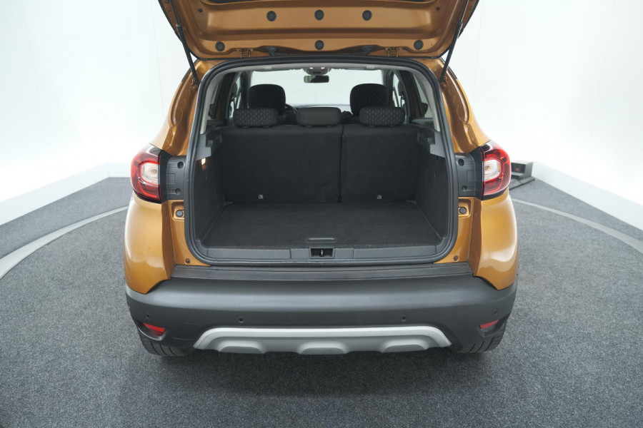 Renault Captur TCe 90 Intens | Camera | Dodehoekdetectie | Navigatie | Parkeersensoren
