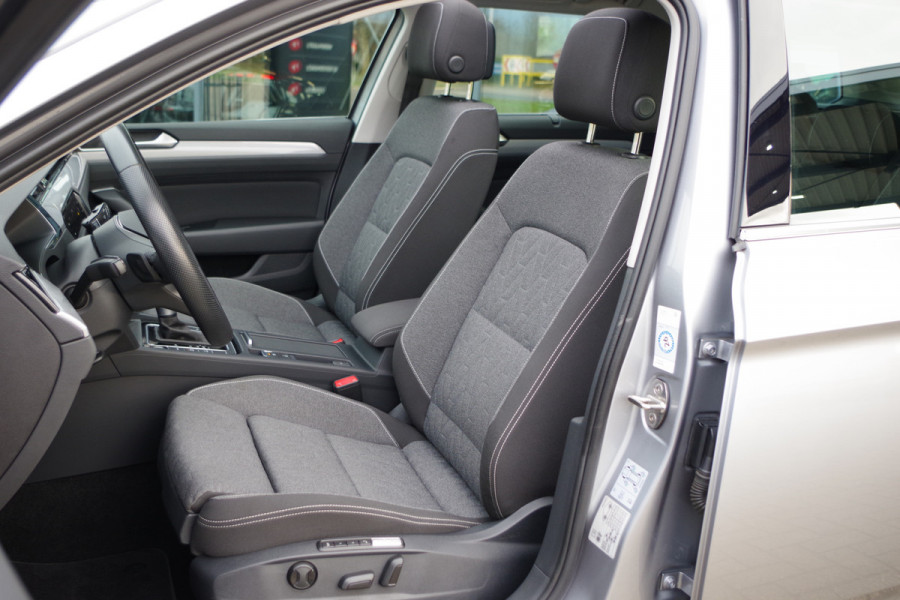 Volkswagen Passat Variant 1.4 TSI PHEV GTE 218 PK Business, Elek. Trekhaak, Panoramadak, Memory, Matrix LED, Winterpakket