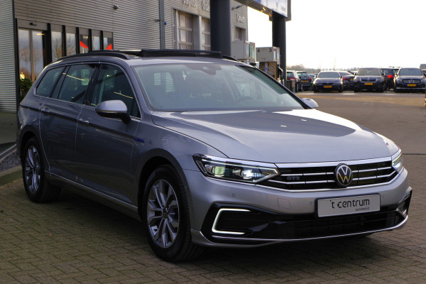 Volkswagen Passat Variant 1.4 TSI PHEV GTE 218 PK Business, Elek. Trekhaak, Panoramadak, Memory, Matrix LED, Winterpakket