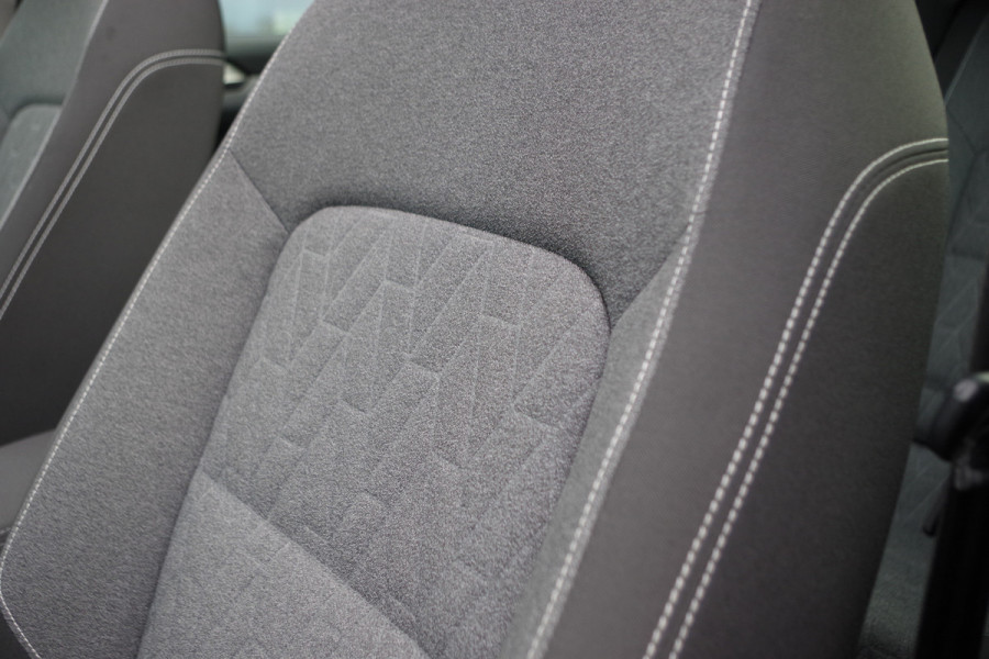 Volkswagen Passat Variant 1.4 TSI PHEV GTE 218 PK Business, Elek. Trekhaak, Panoramadak, Memory, Matrix LED, Winterpakket