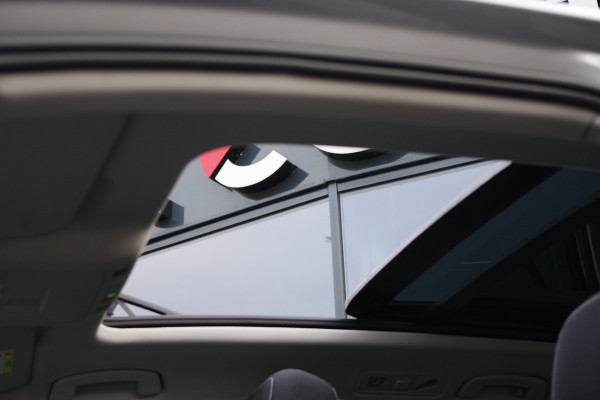 Volkswagen Passat Variant 1.4 TSI PHEV GTE 218 PK Business, Elek. Trekhaak, Panoramadak, Memory, Matrix LED, Winterpakket