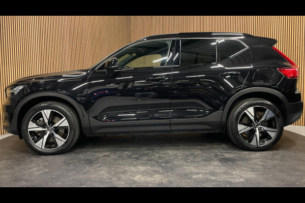 Volvo XC40 Recharge P8 AWD R-Design|92,4% SOH|1/2 LEDER|STOEL+STUURVERWARMING|NAVIGATIE|ACC|APPLE CARPLAY|NL-AUT|NAP|IN.BTW|1eEIG|