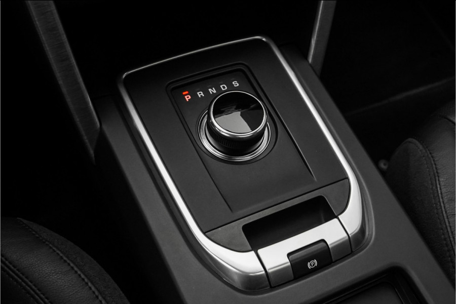 Land Rover Discovery Sport 2.0 TD4 SE Camera Leder Pano 18" Ori NL 45.000KM