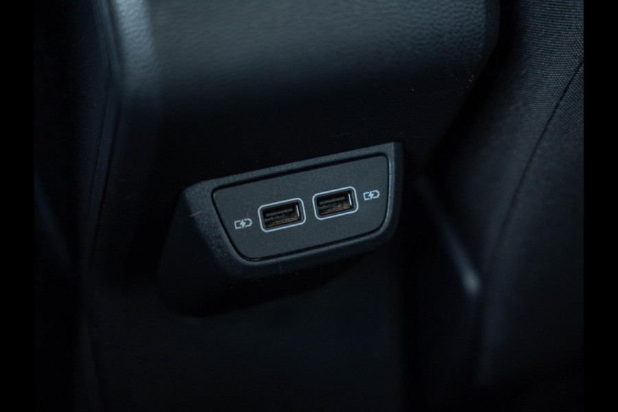 Volkswagen Polo 1.0 TSI DSG Comfortline Business / Adaptive cruise / Carplay / DAB