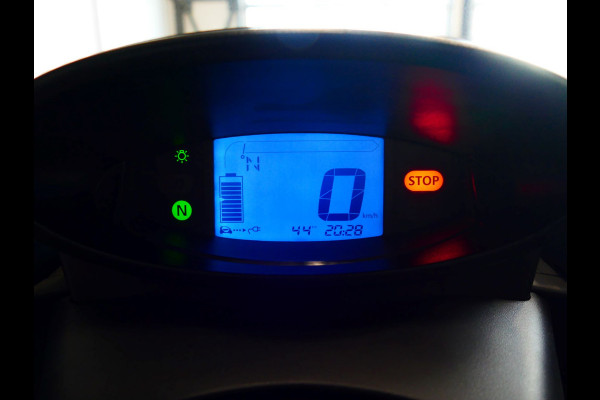 Renault Twizy URBAN 80 INCL ACCU. 4122 KM PDC RUITVERW. SWICHBLADE