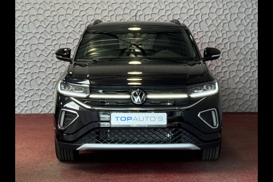 Volkswagen T-Cross ✅NIEUWE AUTO✅ TSI 115PK R-LINE EDITION TREKHAAK LED LMV IQ CAMERA STOELVERW ✅2025✅ "Volkswagen rijden begint bij Topautos.nl – 75 topmodellen direct op voorraad!"