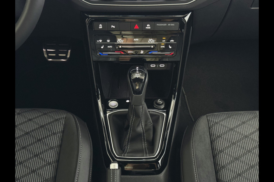 Volkswagen T-Cross ✅NIEUWE AUTO✅ TSI 115PK R-LINE EDITION TREKHAAK LED LMV IQ CAMERA STOELVERW ✅2025✅ "Volkswagen rijden begint bij Topautos.nl – 75 topmodellen direct op voorraad!"