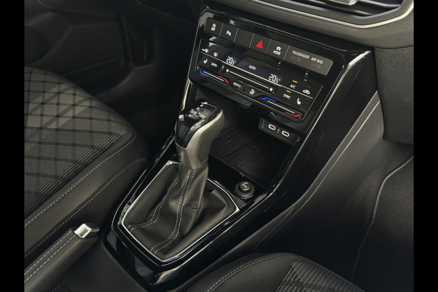 Volkswagen T-Cross ✅NIEUWE AUTO✅ TSI 115PK R-LINE EDITION TREKHAAK LED LMV IQ CAMERA STOELVERW ✅2025✅ "Volkswagen rijden begint bij Topautos.nl – 75 topmodellen direct op voorraad!"