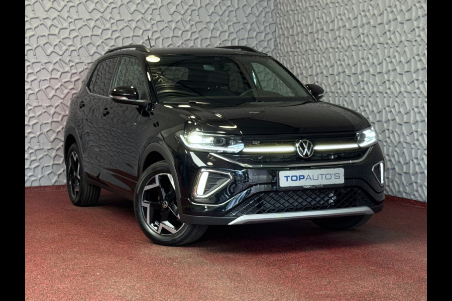 Volkswagen T-Cross ✅NIEUWE AUTO✅ TSI 115PK R-LINE EDITION TREKHAAK LED LMV IQ CAMERA STOELVERW ✅2025✅ "Volkswagen rijden begint bij Topautos.nl – 75 topmodellen direct op voorraad!"