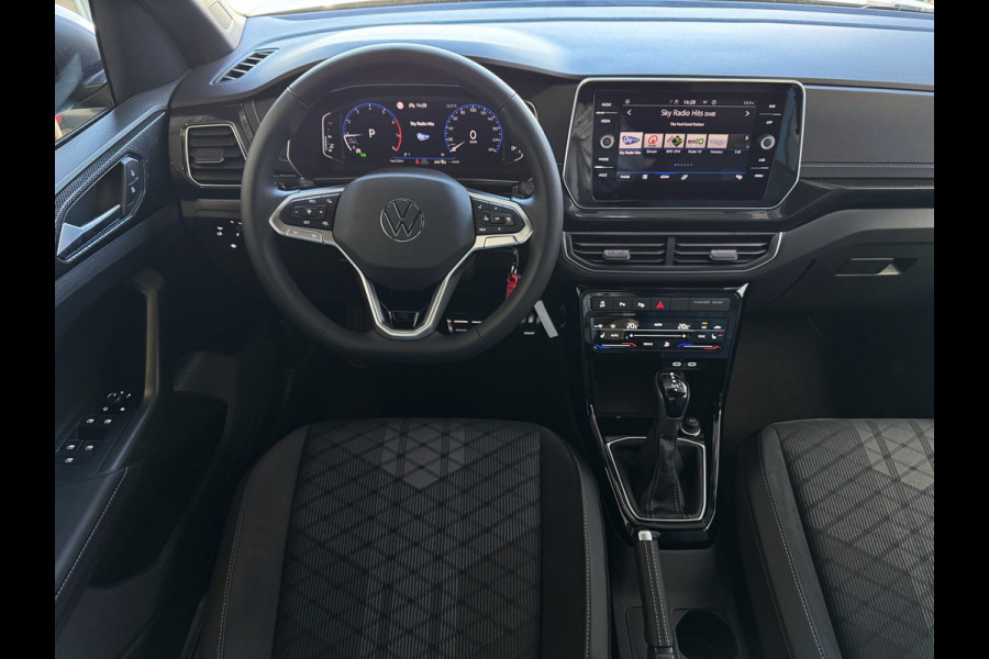 Volkswagen T-Cross 1.5 TSI 150PK R-LINE EDITION TREKHAAK LED 18''LMV IQ CAMERA STOELVERW BLINDSPOT. ✅2025✅ "Volkswagen rijden begint bij Topautos.nl – 75 topmodellen direct op voorraad!"