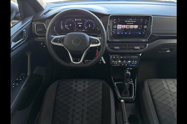 Volkswagen T-Cross 1.5 TSI 150PK R-LINE EDITION TREKHAAK LED 18''LMV IQ CAMERA STOELVERW BLINDSPOT. ✅2025✅ "Volkswagen rijden begint bij Topautos.nl – 75 topmodellen direct op voorraad!"