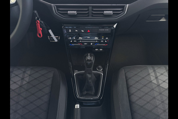 Volkswagen T-Cross 1.5 TSI 150PK R-LINE EDITION TREKHAAK LED 18''LMV IQ CAMERA STOELVERW BLINDSPOT. ✅2025✅ "Volkswagen rijden begint bij Topautos.nl – 75 topmodellen direct op voorraad!"