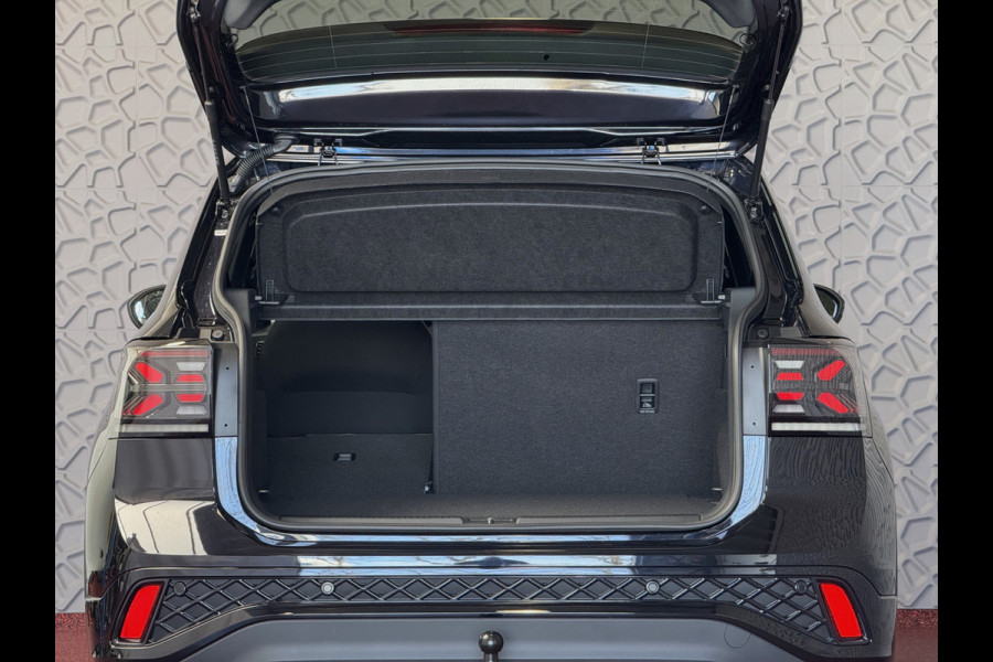 Volkswagen T-Cross 1.5 TSI 150PK R-LINE EDITION TREKHAAK LED 18''LMV IQ CAMERA STOELVERW BLINDSPOT. ✅2025✅ "Volkswagen rijden begint bij Topautos.nl – 75 topmodellen direct op voorraad!"