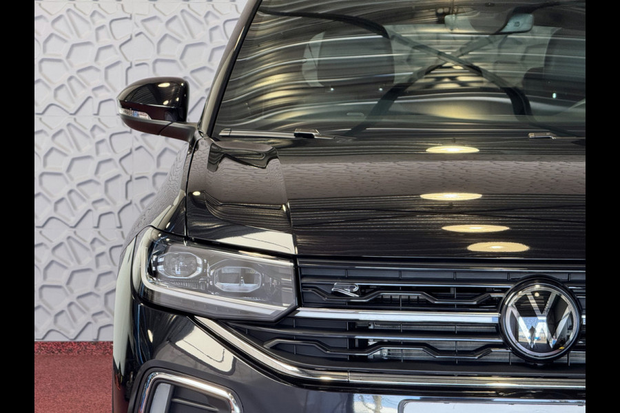 Volkswagen T-Cross 1.5 TSI 150PK R-LINE EDITION TREKHAAK LED 18''LMV IQ CAMERA STOELVERW BLINDSPOT. ✅2025✅ "Volkswagen rijden begint bij Topautos.nl – 75 topmodellen direct op voorraad!"