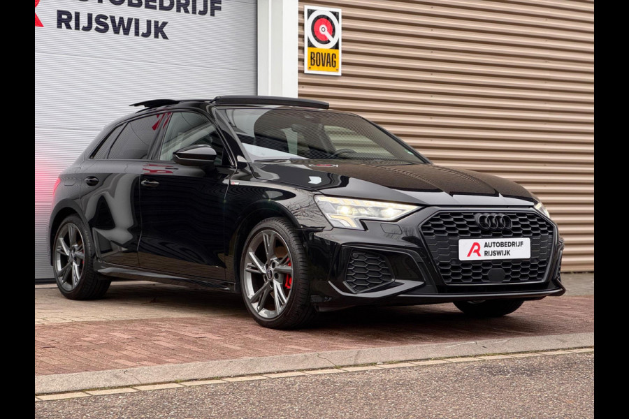 Audi A3 Sportback 35 TFSI S edition Pano/Matrix/Trekhaak/AppleCarPlay