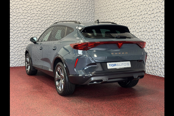 CUPRA Formentor 1.5 TSI 150 PK BENZINE CAMERA STOEL/STUUR ELEK.KLEP VERW. LED LEER CARPLAY ZWARTE.HEMEL 08/2024