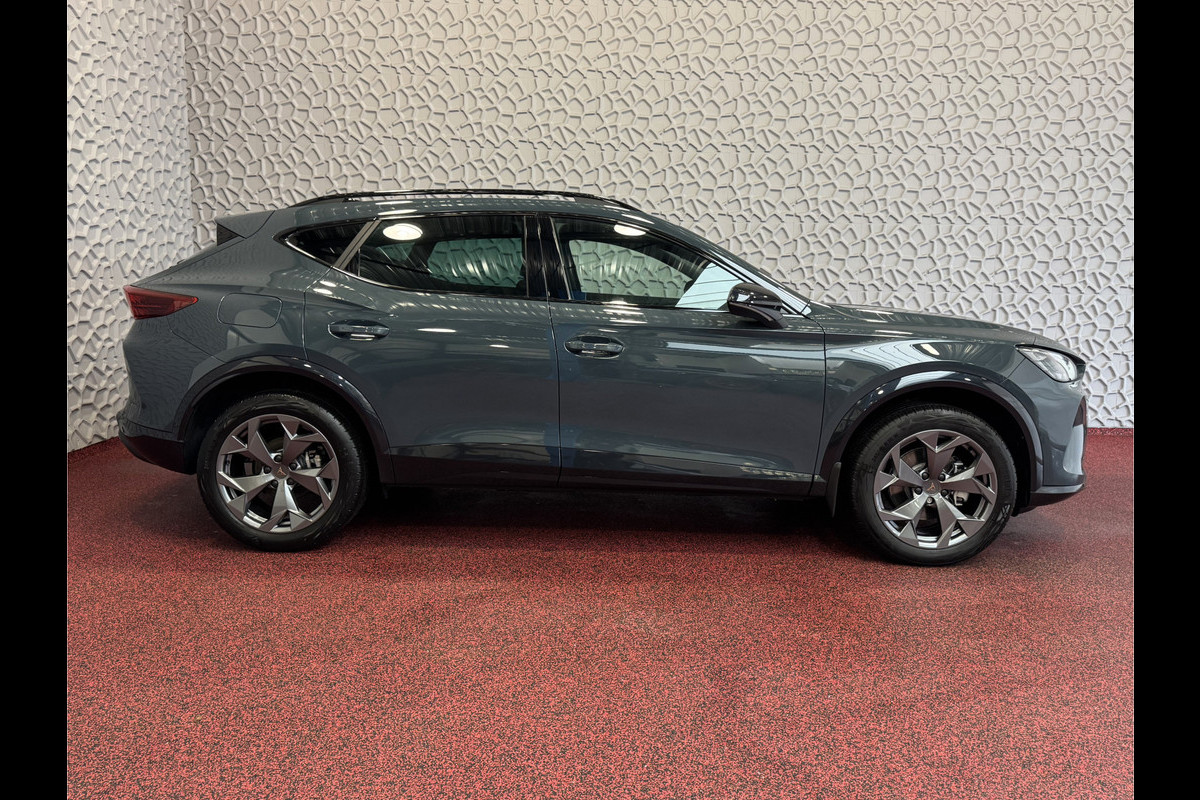 CUPRA Formentor ✅NW MODEL✅ 1.5 eTSI 150 MHEV CAMERA STOEL/STUUR ELEK.KLEP VERW. LED LEER CARPLAY ZWARTE.HEMEL 08/2024