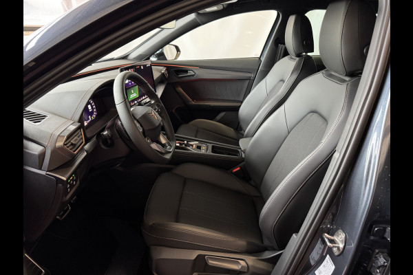 CUPRA Formentor 1.5 TSI 150 PK BENZINE CAMERA STOEL/STUUR ELEK.KLEP VERW. LED LEER CARPLAY ZWARTE.HEMEL 08/2024