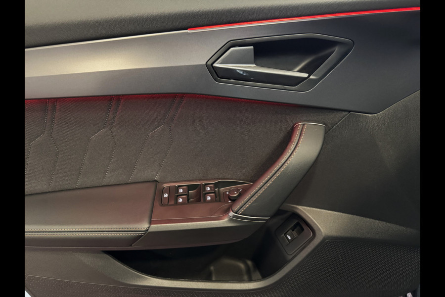 CUPRA Formentor 1.5 TSI 150 PK BENZINE CAMERA STOEL/STUUR ELEK.KLEP VERW. LED LEER CARPLAY ZWARTE.HEMEL 08/2024