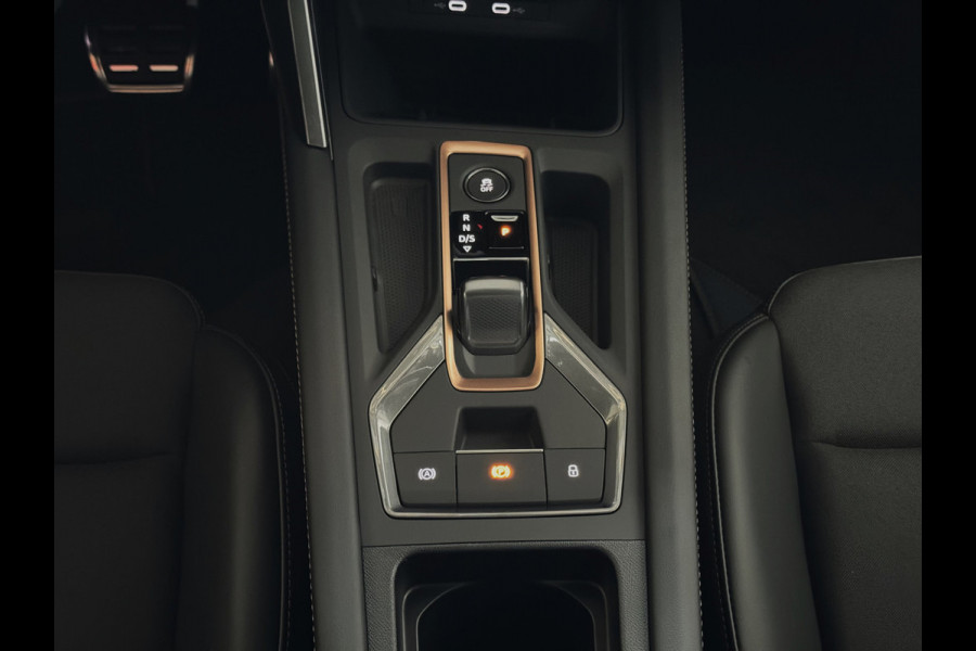 CUPRA Formentor 1.5 TSI 150 PK BENZINE CAMERA STOEL/STUUR ELEK.KLEP VERW. LED LEER CARPLAY ZWARTE.HEMEL 08/2024