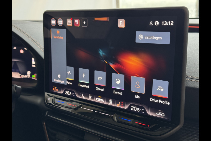 CUPRA Formentor 1.5 TSI 150 PK BENZINE CAMERA STOEL/STUUR ELEK.KLEP VERW. LED LEER CARPLAY ZWARTE.HEMEL 08/2024