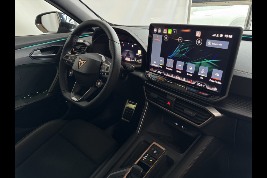 CUPRA Formentor 1.5 TSI 150 PK BENZINE CAMERA STOEL/STUUR ELEK.KLEP VERW. LED LEER CARPLAY ZWARTE.HEMEL 08/2024