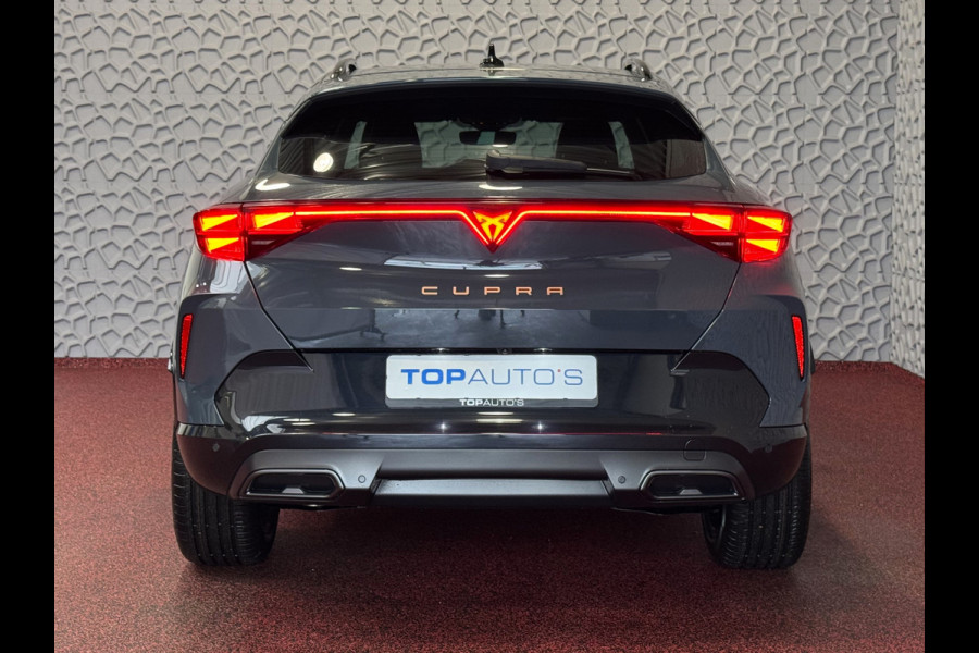 CUPRA Formentor 1.5 TSI 150 PK BENZINE CAMERA STOEL/STUUR ELEK.KLEP VERW. LED LEER CARPLAY ZWARTE.HEMEL 08/2024