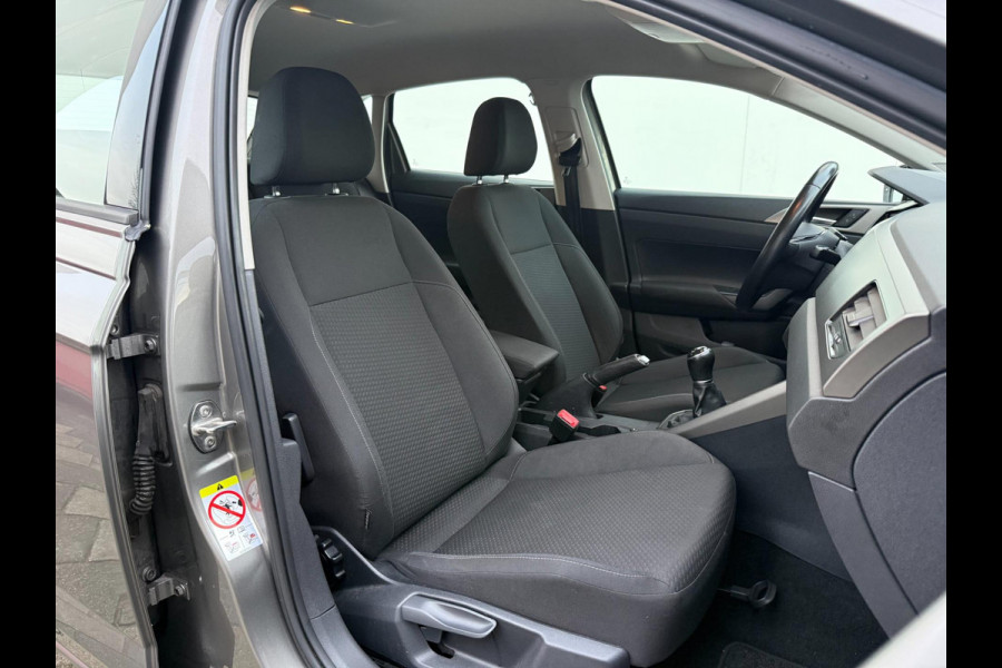 Volkswagen Polo 1.0 TSI Comfortline Business NAVI | CarPlay | Dealer onderhouden