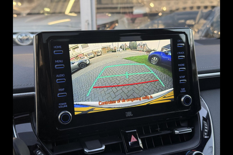 Toyota Corolla Touring Sports 2.0 Hybrid Premium | Panoramadak, JBL, Dodehoekherkenning, Parkeersensoren, Elektrische achterklep, 18 inch