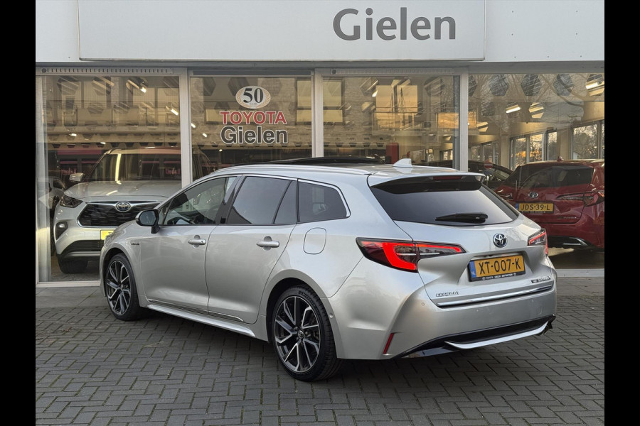 Toyota Corolla Touring Sports 2.0 Hybrid Premium | Panoramadak, JBL, Dodehoekherkenning, Parkeersensoren, Elektrische achterklep, 18 inch