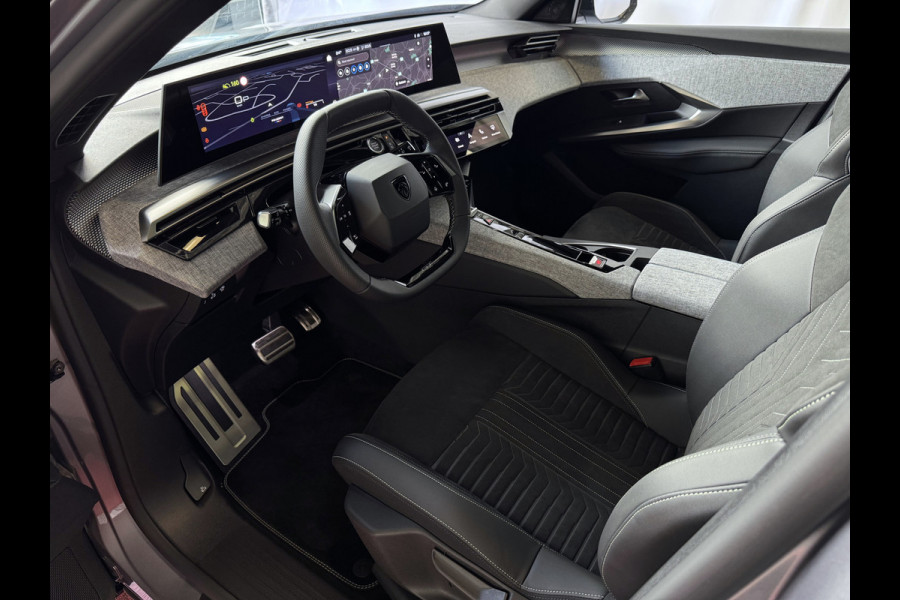 Peugeot 5008 1.2 HYBRID 145 GT GLAZENDAK 7PERS STOEL/STUUR VERW. ELEK.KLEP LED 7P 7 Persoons