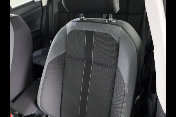 Volkswagen Polo 1.0 TSI Highline 95 pk | Navigatie via App | Autom. airco | Parkeersensoren | Adaptieve cruise control |