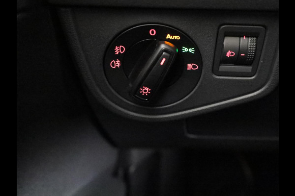 Volkswagen Polo 1.0 TSI Highline 95 pk | Navigatie via App | Autom. airco | Parkeersensoren | Adaptieve cruise control |