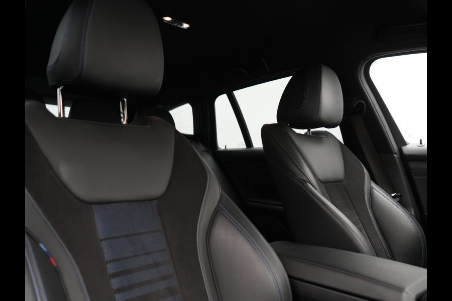 BMW 3 Serie Touring 320i M Sport 184pk | Adaptive Cruise | Alcantara Sportstoelen Verwarmd | Apple Carplay | Sfeerverlichting | Virtual | Navigatie | DAB |
