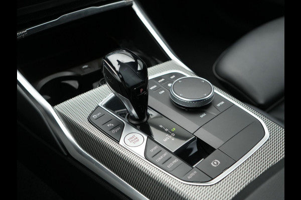 BMW 3 Serie Touring 320i M Sport 184pk | Adaptive Cruise | Alcantara Sportstoelen Verwarmd | Apple Carplay | Sfeerverlichting | Virtual | Navigatie | DAB |