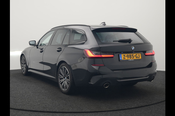 BMW 3 Serie Touring 320i M Sport 184pk | Adaptive Cruise | Alcantara Sportstoelen Verwarmd | Apple Carplay | Sfeerverlichting | Virtual | Navigatie | DAB |